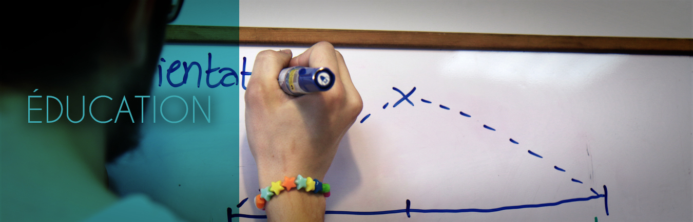 Header Education (bleu)
